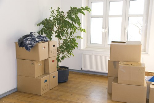 Benefits of hiring a removal truck for house moves in Parsonsgreen
