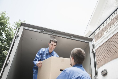 Safe checkout process for Man With A Van Parsonsgreen